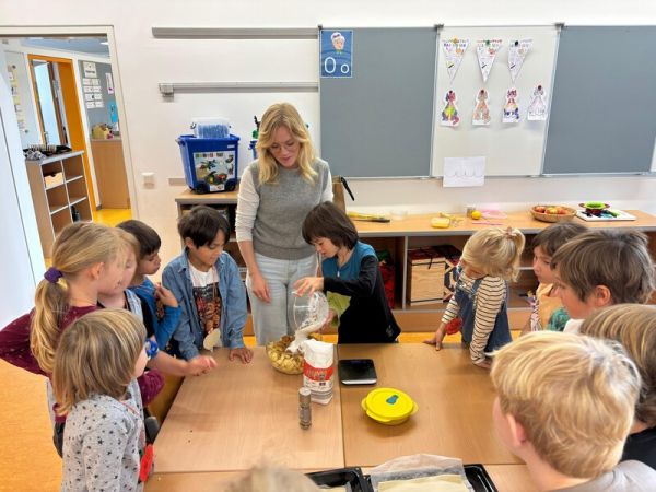 738acaa3-5407-43de-87a3-3ad312de6abd_002