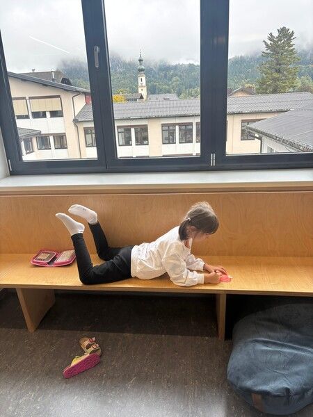 7b04e53c-590c-46b1-835b-5e7642a4b716_002